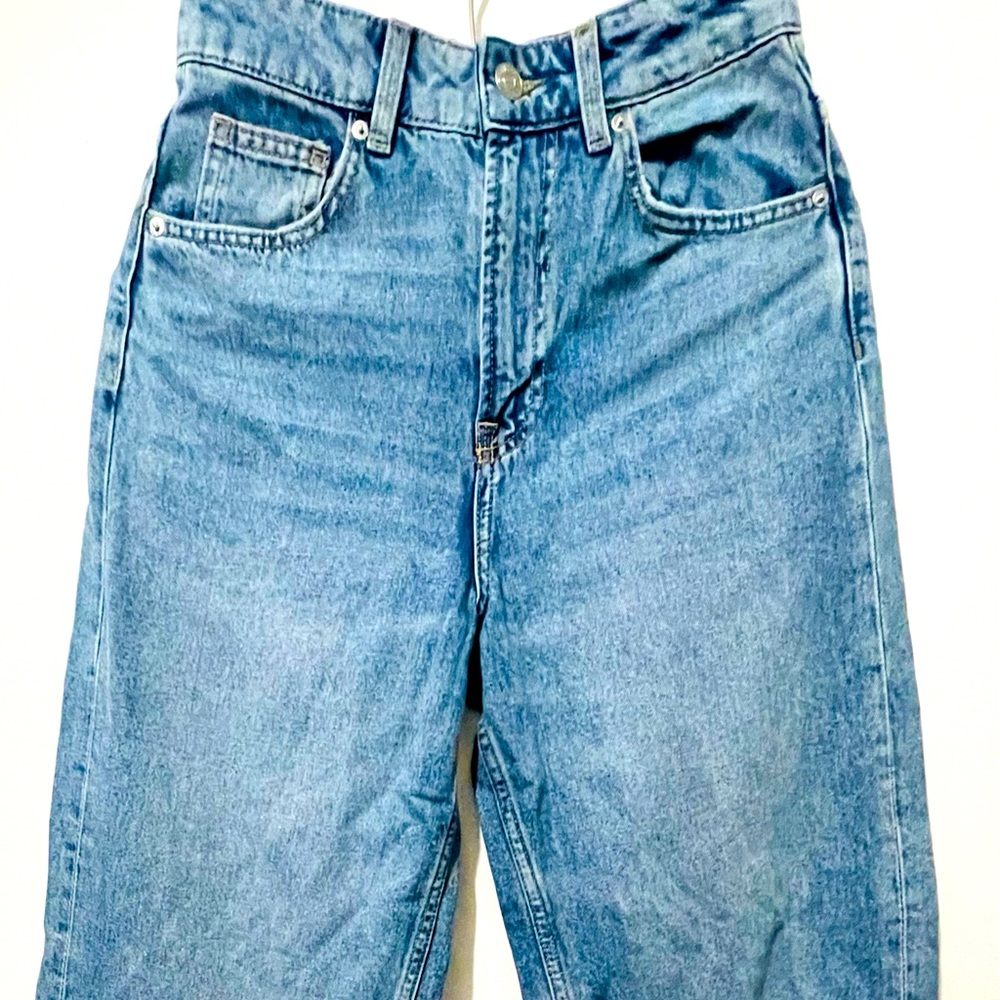 High waisted boyfriend style jeans from H&M